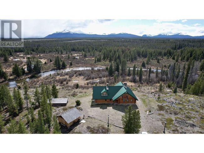 20101 20 Highway, House other with 3 bedrooms, 3 bathrooms and null parking in Nimpo Lake BC | Image 7