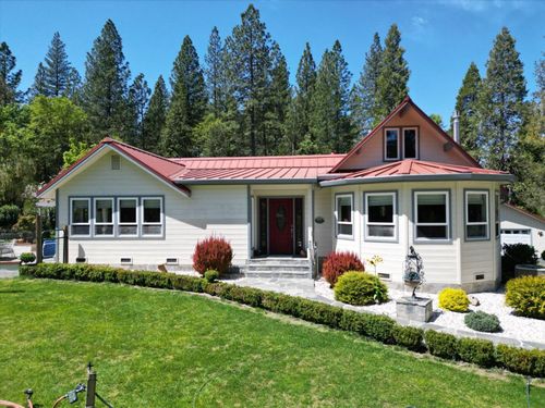 14083 Mandolin Way, Nevada City, CA, 95959-9422 | Card Image