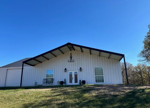 335 Ponderosa St, Bowie, TX, 76230-8583 | Card Image