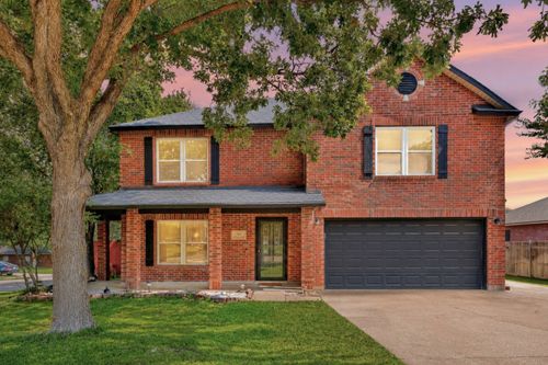 301 Cortland Cir, Roanoke, TX, 76262-7230 | Card Image