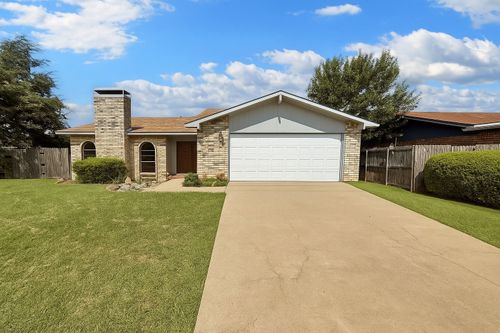 7612 Nutwood Pl, Fort Worth, TX, 76133-7515 | Card Image