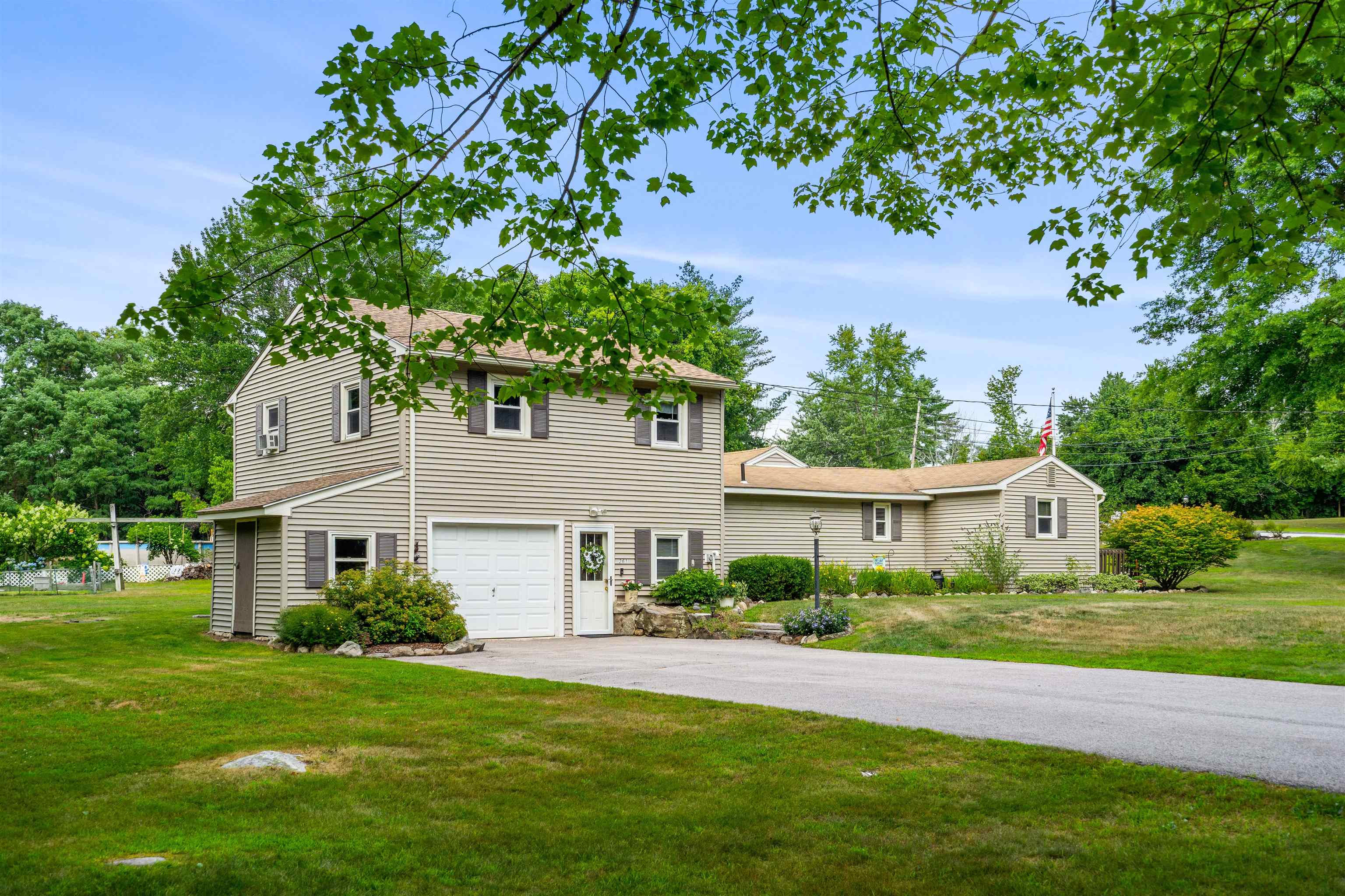 Appletree Rd, Auburn, NH 03032