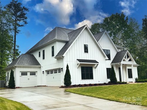 6712 Cove Ln, Sherrills Ford, NC, 28673-8349 | Card Image