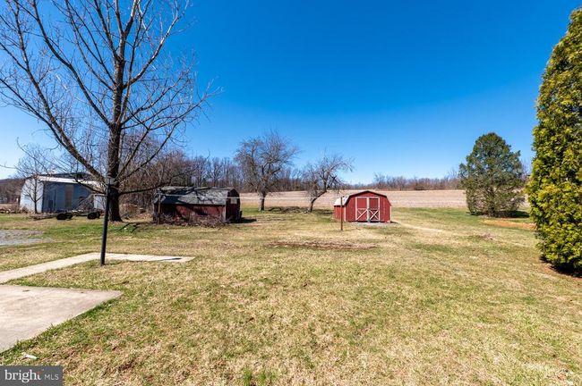 6112 Chestnut St, House other with 4 bedrooms, 1 bathrooms and null parking in Zionsville PA | Image 13