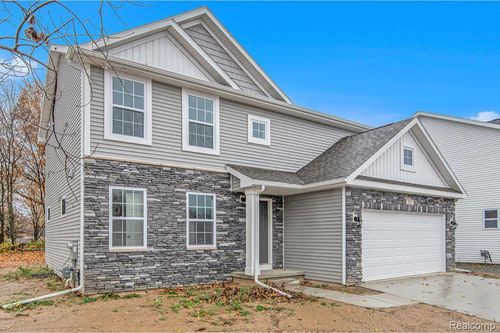 2110 Stillwater Dr, Davison, MI, 48423-2075 | Card Image