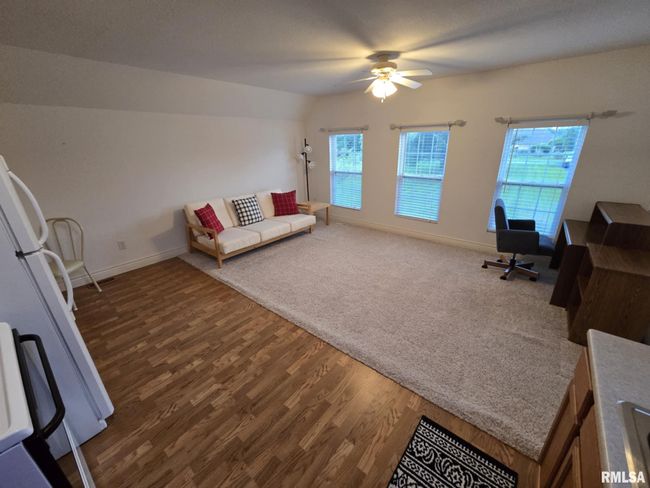 14327 Mcraven Ln, House other with 4 bedrooms, 4 bathrooms and null parking in Mount Vernon IL | Image 54