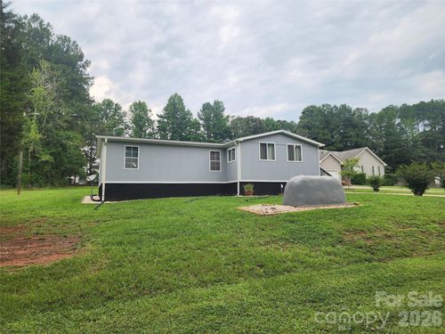 189 Brook Creek Dr, Troutman, NC, 28166-7710 | Card Image