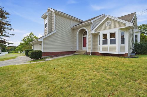 14 Highview Terrace, Manchester, NH, 03104 | Card Image
