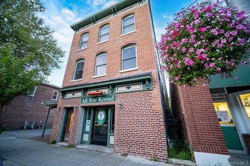 2-308 Main St, Beacon, NY, 12508-3097 | Card Image