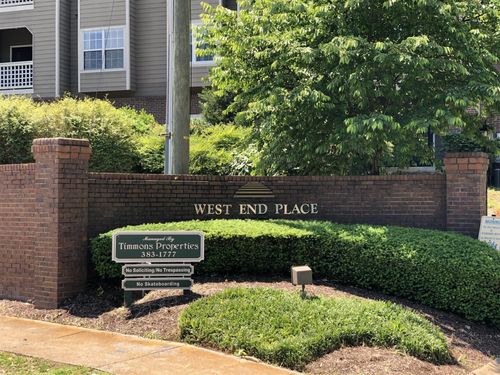 105-105 W End Pl, Nashville, TN, 37205-2326 | Card Image
