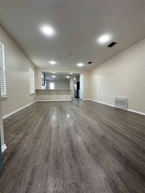 3416 Autumn Bay Dr, Austin, TX, 78744-1764 | Card Image