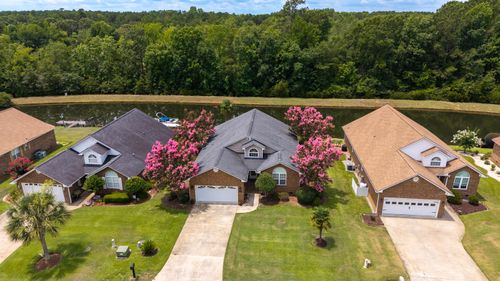85 Ridge Lake Dr, Manning, SC, 29102-9512 | Card Image