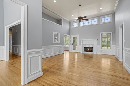 515 Blackstone Dr, Inman, SC, 29349-7187 | Card Image