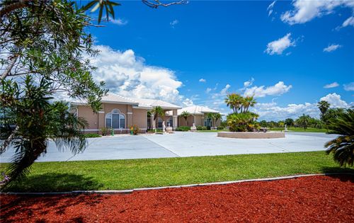 17400 White Water Ct, PUNTA GORDA, FL, 33982-9566 | Card Image