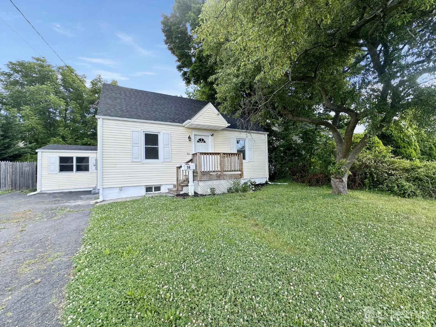 Violet Pl, Edison, NJ 08817