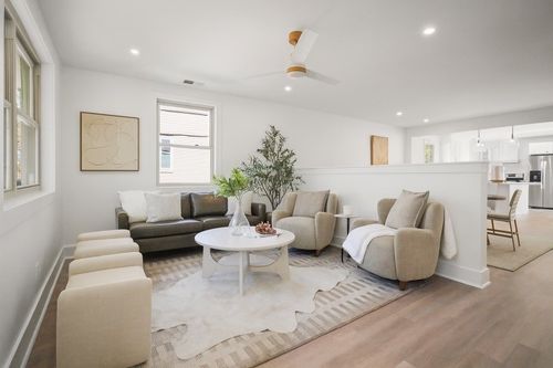 3238 Leawood Dr, Nashville, TN, 37218-3116 | Card Image