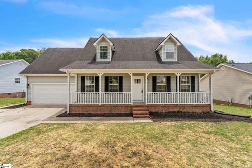 31 Michell Dr, Taylors, SC, 29687-5339 | Card Image