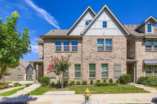 341 Blackthorne Dr, Plano, TX, 75074-8485 | Card Image