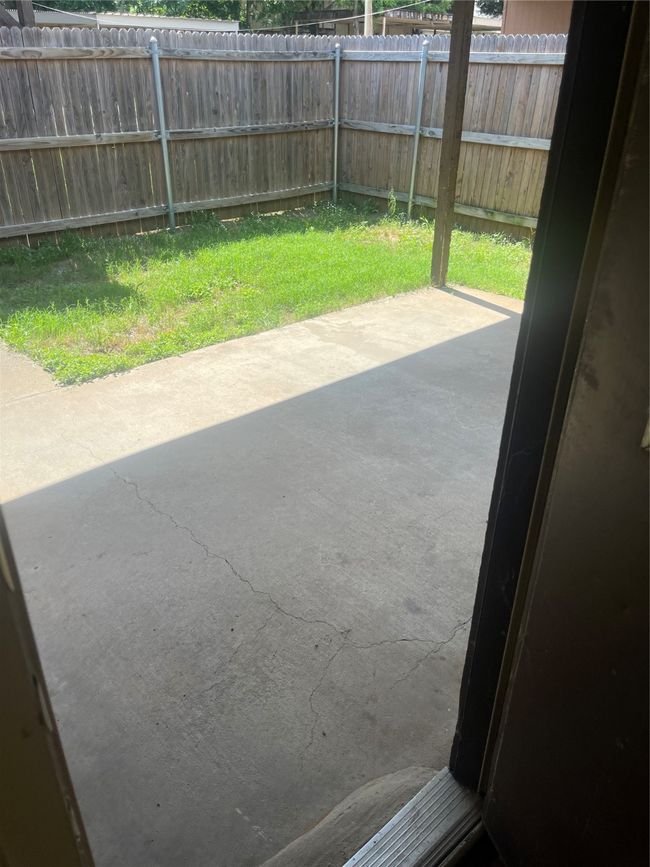 View of patio / terrace | Image 14