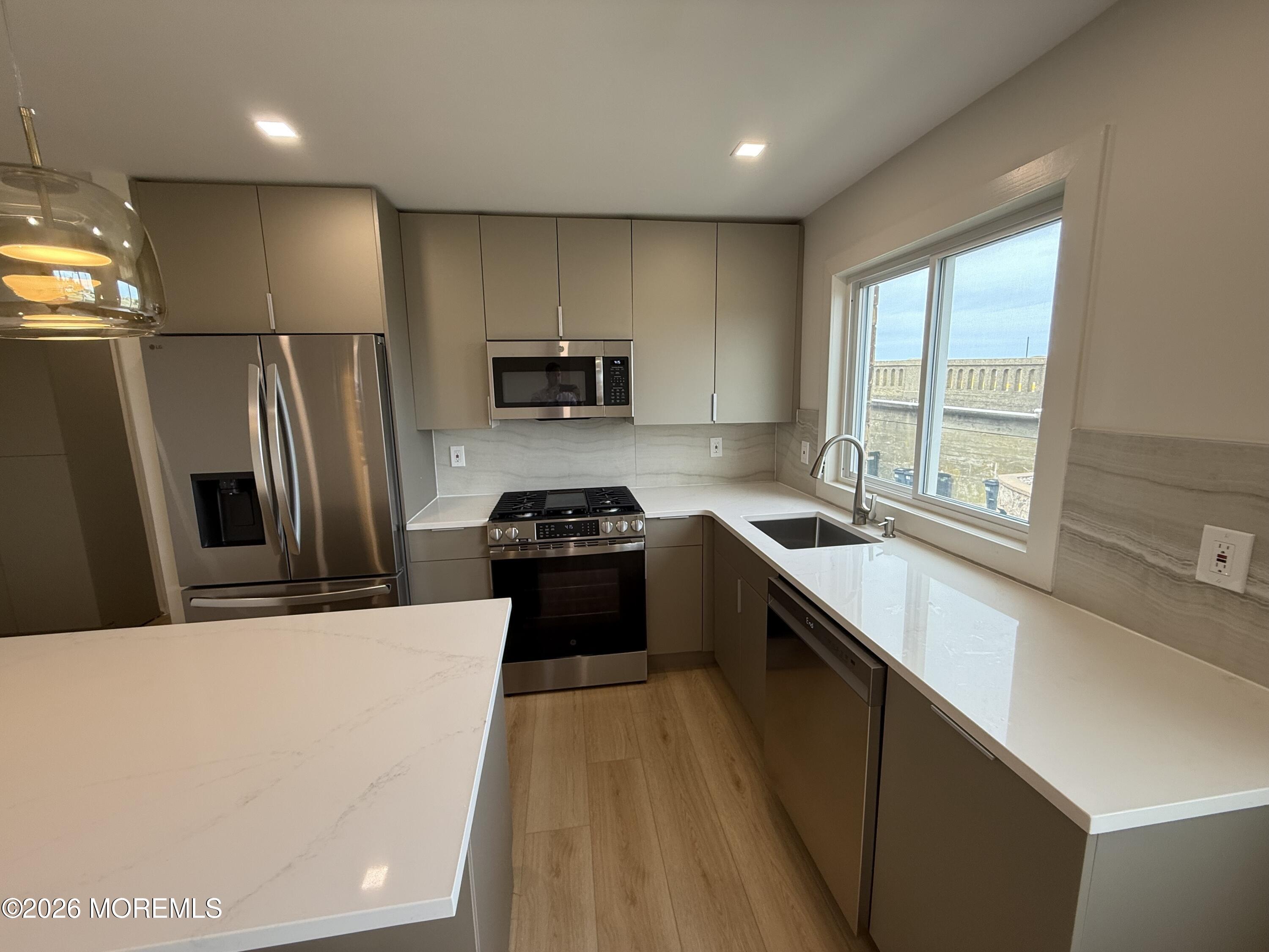 Residential Lease in Belmar 5