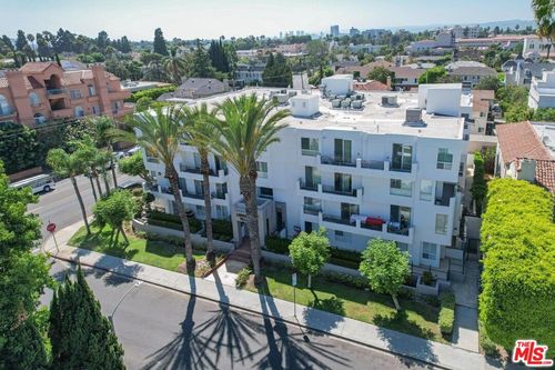 402-739 Lorraine Boulevard, Los Angeles, CA, 90005 | Card Image