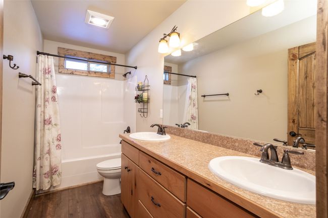 Bathroom | Image 114