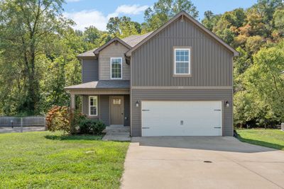 1733 Rains Rd, House other with 3 bedrooms, 2 bathrooms and 2 parking in Clarksville TN | Image 1