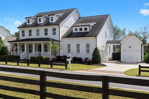 755 Hembree Rd, Roswell, GA, 30076-1058 | Card Image