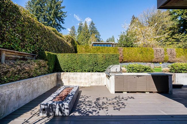 1741 Ottawa Avenue, House other with 5 bedrooms, 4 bathrooms and 5 parking in West Vancouver BC | Image 17