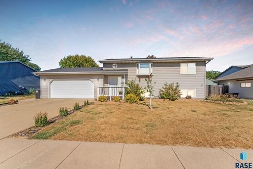 110 W Carroll St Street, Tea, SD, 57064 | Card Image