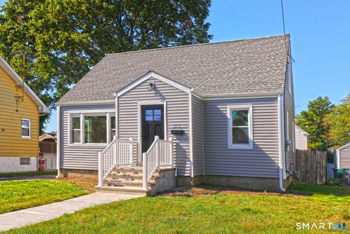 375 Franklin Ave, Stratford, CT, 06614-4637 | Card Image