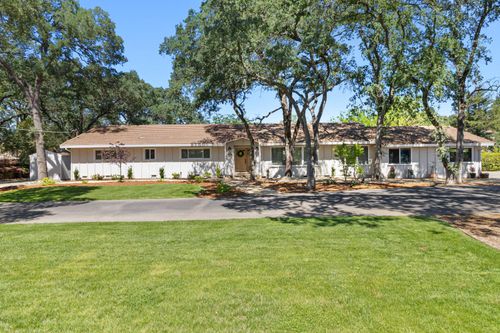 9105 Sunset Avenue, Fair Oaks, CA, 95628 | Card Image