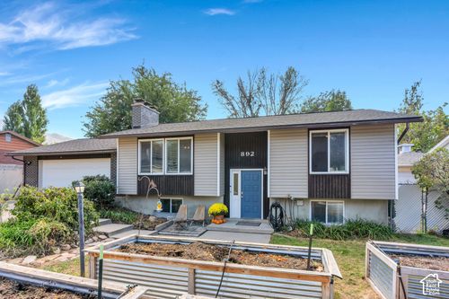 892 Bear Canyon Rd, Sandy, UT, 84094-5512 | Card Image