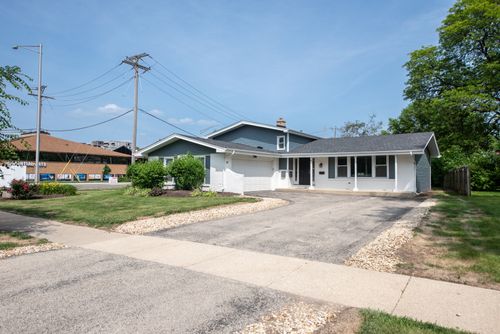 4 Olympus Dr, Naperville, IL, 60540-7912 | Card Image