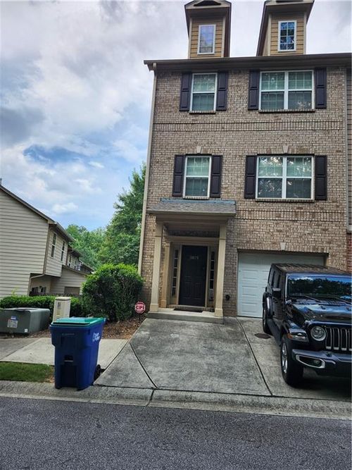 3675 Utoy Dr Sw, Atlanta, GA, 30331-8614 | Card Image