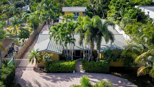 801 Nw 4th Ave, Boca Raton, FL, 33432-2548 | Card Image