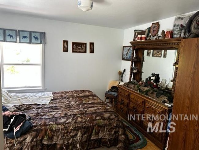 86 Valgem Rd, Home with 2 bedrooms, 1 bathrooms and null parking in Cascade ID | Image 5