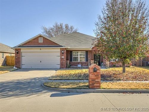 12683 S 85th East Pl, Bixby, OK, 74008-2719 | Card Image