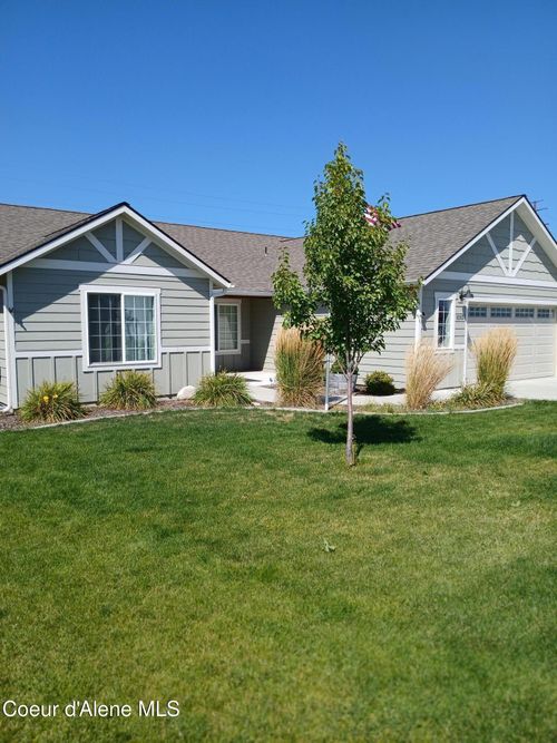 8283 W Splitrail Ave, Rathdrum, ID, 83858-4211 | Card Image