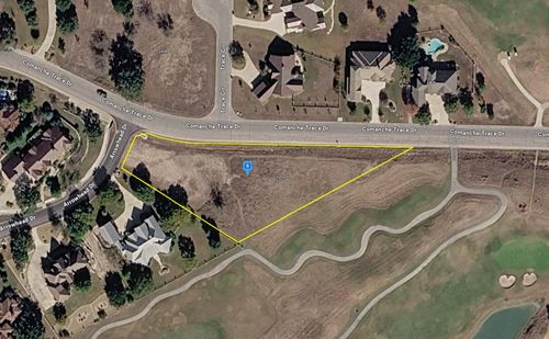 3304 Arrowhead Dr, Kerrville, TX, 78028-8055 | Card Image