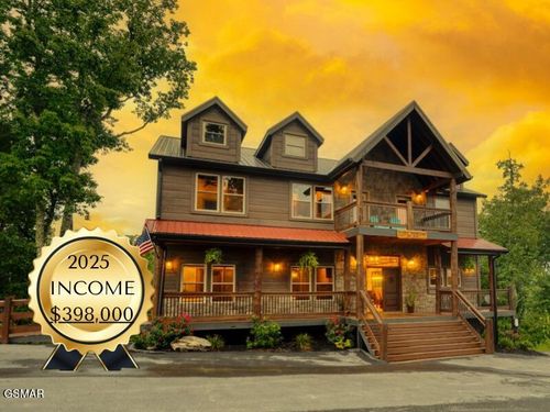 1153 Woodland Trek Ln, Pigeon Forge, TN, 37876-2463 | Card Image
