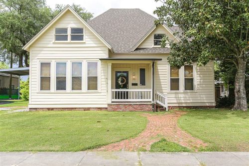 643 7th St, Lake Charles, LA, 70601-6165 | Card Image