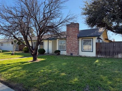 475 W Pleasant St, Coalinga, CA, 93210-2424 | Card Image