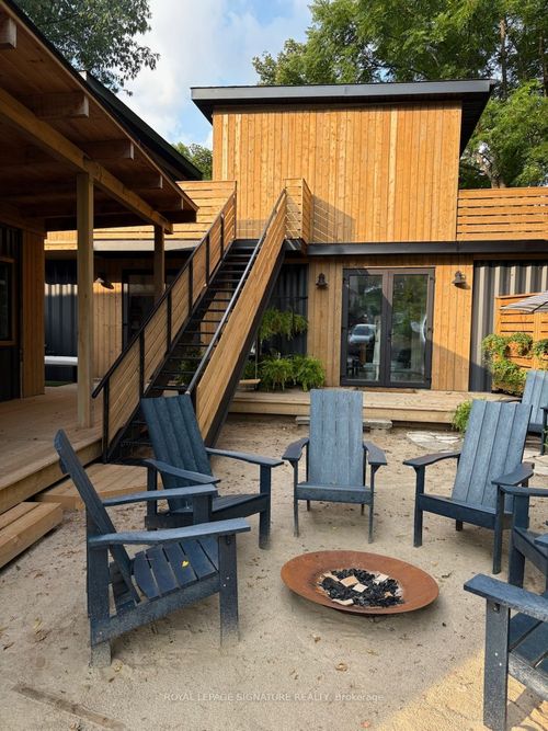 75 Joseph St, Muskoka, ON, P0B1J0 | Card Image