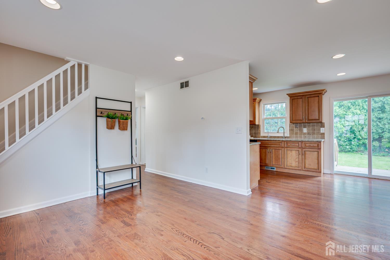 Residential in Metuchen 5