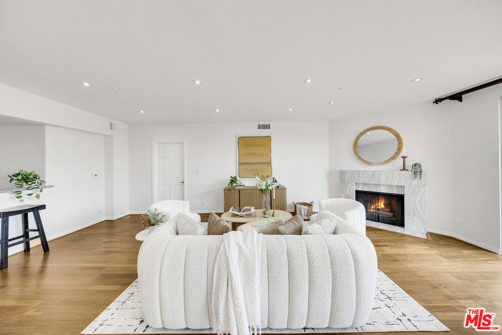 Residential in Los Angeles 2