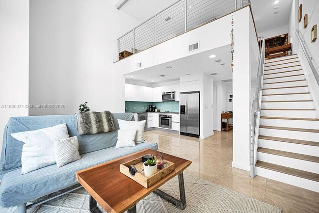 APT-806 - 1050 Brickell Ave, Condo with 1 bedrooms, 2 bathrooms and null parking in Miami FL | Image 4