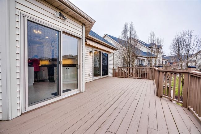 1119 Bay Hill Dr, Condo with 3 bedrooms, 4 bathrooms and 2 parking in Gibsonia PA | Image 42