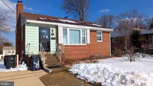 6618 Newport Rd, HYATTSVILLE, MD, 20784-1431 | Card Image