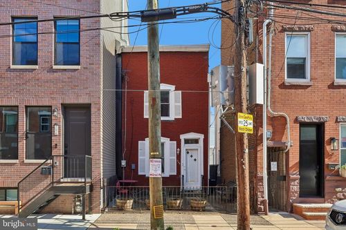704 Belgrade St, PHILADELPHIA, PA, 19125-2812 | Card Image